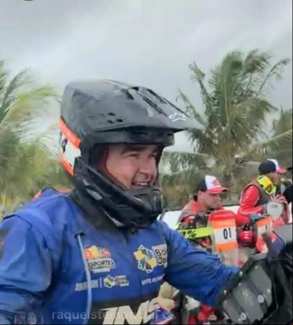 Piloto Rummeniggie Costa é campeão dos sertões na MT3 e 10º na geral das motos.(Imagem:Divulgação)