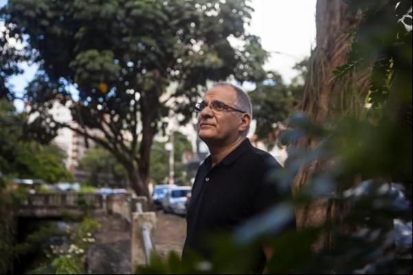 Fernando Pellon,