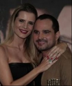 Luciano e Flávia Fonseca(Imagem:Isac Luz/ EGO)