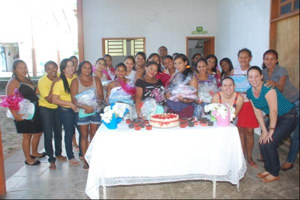 SEMDAS de Floriano distribui kits gestantes no CRAS II.(Imagem:Waldemir Miranda)