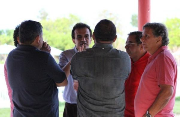 Diretoria do River-PI quer sanar problemas financeiros antes de anunciar novo elenco.(Imagem:Emanuele Madeira)