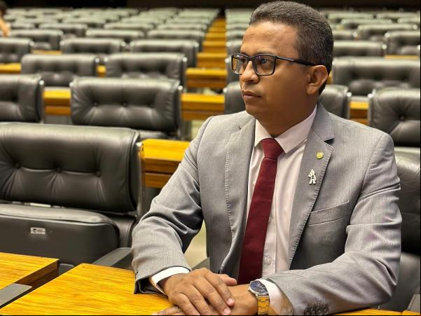 Deputado Dr. Francisco compõe a Comissão Especial sobre dívidas dos municípios.(Imagem:Divulgação)