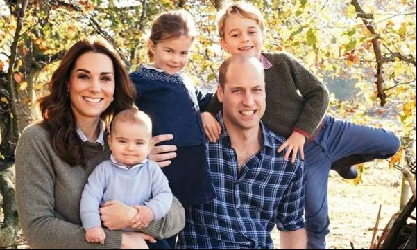 Príncipe William com Kate Middleton e os filhos do casal.(Imagem:Reprodução)