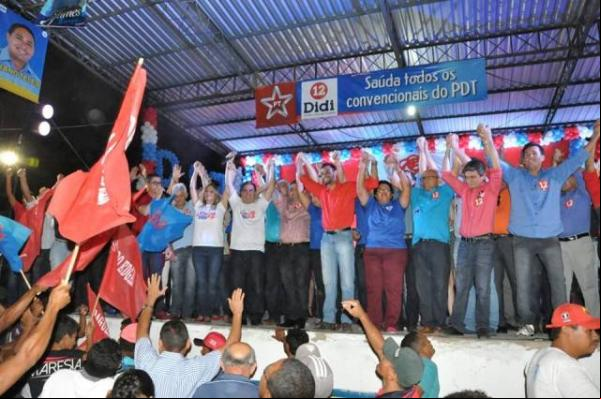 Convenção do PDT oficializou a candidatura de Didi Nunes para prefeito de Floriano.(Imagem:Reprodução/Facebook)