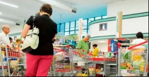 Iniciada negociação entre comerciários e patrões para novo acordo coletivo.(Imagem:florianonews.piauiconectado.com)