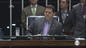 Bancada do Podemos no Senado defende afastamento de Alcolumbre da presidência da CCJ(Imagem:Reprodução)