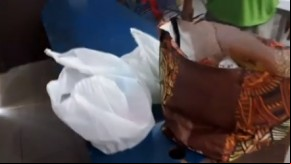 Duas mulheres são flagradas ao tentar entrar com drogas no presídio de Vereda Grande.(Imagem:Reprodução/JC 24Horas)