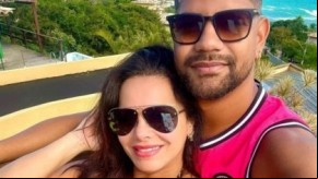 Em clima de romance, Viviane Araújo usou suas redes sociais nesta quinta-feira (26) para se declarar ao seu companheiro, Guilherme Militão. Em suas redes sociais, a gestante publi(Imagem:Reprodução)