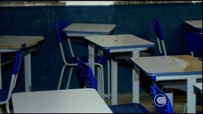Direção da unidade escolar afirma que a situação se arrasta desde 2014.(Imagem:G1 PI)