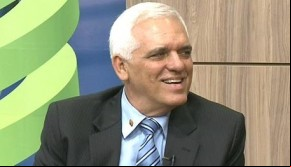 Deputado Themístocles Filho (PMDB)(Imagem:florianonews.piauiconectado.com)