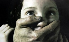 Mais de 300 crianças são vítimas de violência somente na zona Leste este ano.(Imagem:florianonews.piauiconectado.com)
