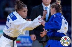 Rafaela Silva é bicampeã mundial de Judô após dois anos de suspensão(Imagem:Gabriela Sabau/IFJ)