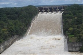Sem chuvas, Chesf pede redução da vazão na barragem de Boa Esperança.(Imagem:florianonews.piauiconectado.com)