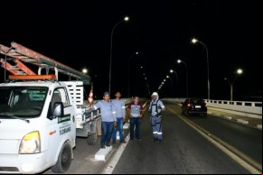 Infraestrutura trabalha na ampliação da iluminação pública(Imagem:SECOM)