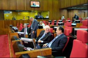 Deputados reivindicam melhorias em estradas piauienses.(Imagem:Alepi)