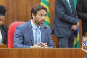 Marden Menezes fala sobre taxas abusivas cobradas nas contas de Água e Luz.(Imagem:Alepi)