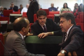 Tramitação do projeto de Refis gera debate em plenário da Alepi(Imagem:Alepi)