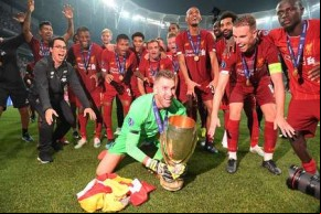 Liverpool goleia e pode ser campeão inglês nesta quinta-feira se City não vencer(Imagem:Reprodução)
