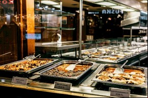 Setor de bares e restaurantes foi um dos mais impactados pela crise da covid.(Imagem:Abrasel)