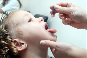 1ª etapa da vacinação contra polio(Imagem:Internet)