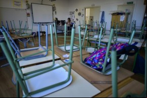 Escolas fechadas na Espanha para conter epidemia de Covid-19(Imagem:Alvaro Barrientos/AP)