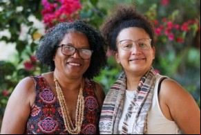 Valdina Ferreira, caloura de biologia, e sua filha Patricia. (Imagem:Wilson Dias/Agência Brasil)