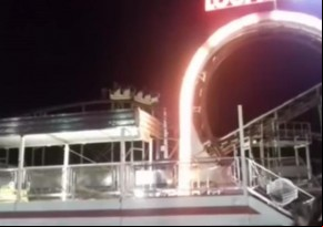 Parque de Diversão: carrinho de montanha-russa se solta e quase provoca acidente.(Imagem:florianonews.piauiconectado.com)