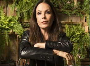 Após demissão da Globo, Carolina Ferraz voltará à TV em seriado.(Imagem:Divulgação)