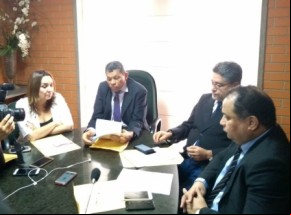 Em coletiva, bancada do governo esclarece empréstimo com a Caixa(Imagem:Alepi)