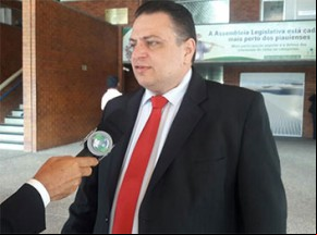 Deputado Gessivaldo Isaias (PRB)(Imagem:florianonews.piauiconectado.com)