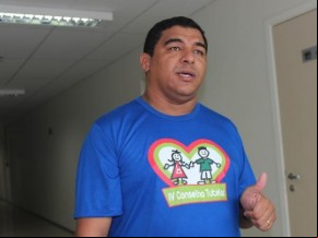 Djan Moreira, conselheiro tutelar, está acompanhando o caso.(Imagem:Catarina Costa/G1)