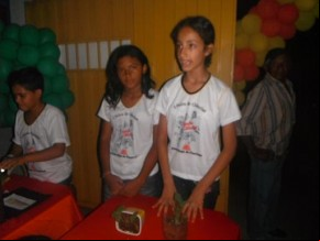 Escola Mega de Floriano promoveu a 1ª Feira de Ciências. (Imagem:FlorianoNews)