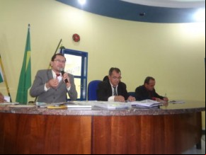 Vereadores aprovam Título de Cidadã Florianense à Dra. Magnólia Cândido.(Imagem:FlorianoNews)