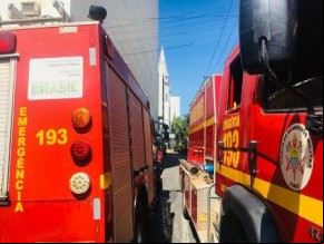 Corpo de Bombeiros do PI recebe de 12 a 15 chamadas sobre incêndios por dia.(Imagem:Divulgação)