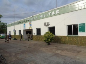 Criminosos armados com facão roubam motocicleta em Floriano.(Imagem:FlorianoNews)