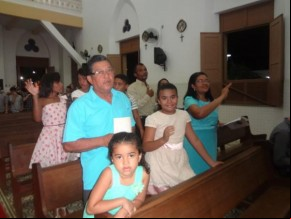 Realizada missa em Ação de Graças pelos 15 Anos de Beatriz e Letícia.(Imagem:FlorianoNews)