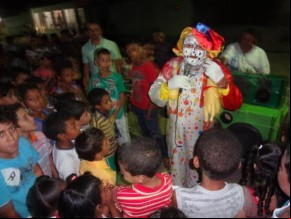 Palhaço Carrapeta animou Dia das Crianças em Floriano.(Imagem:FlorianoNews)