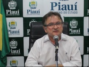 Secretário de governo anunciou concurso para auditor fiscal.(Imagem:Catarina Costa / G1 PI)