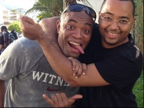 Anderson Silva e Dudu Nobre(Imagem:Ego.globo.com)