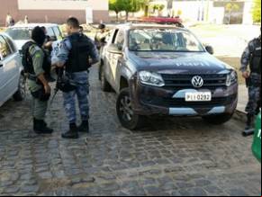 Os suspeitos comandavam o tráfico de drogas na região Sul fdo Piauí.(Imagem:Divulgação/PM)