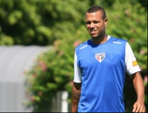 Luis Fabiano não sabe quando voltará ao time.(Imagem:Anderson Rodrigues / Globoesporte.com)