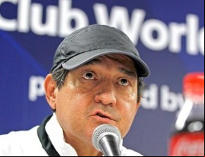 Muricy não gostou das constantes perguntas sobre a defesa santista.(Imagem:AP)