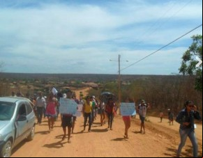 População de Morro Cabeça do Tempo está com DP fechado e sede 100% sem água.(Imagem:florianonews.piauiconectado.com)