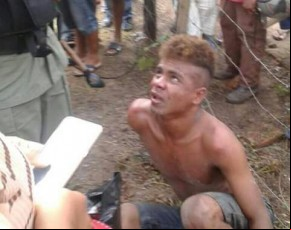 Moto falha e dupla de ladrões é espancada por populares em Teresina.(Imagem:Portalr10.com)