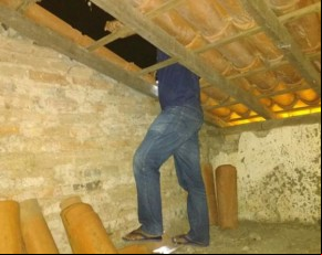 Agentes abortam fuga de presos na Penitenciária de Floriano.(Imagem:florianonews.piauiconectado.com)