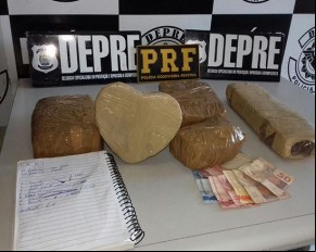 Ação integrada apreende drogas e tablete de maconha em formato de coração.(Imagem:PRF-PI)
