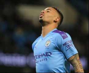 Vizinhos reclamam de festas em apartamento de Gabriel Jesus(Imagem:Reprodução)