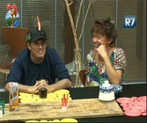  Mallandro brincou com Nany durante o almoÃ§o(Imagem:ReproduÃ§Ã£o / Rede Record)