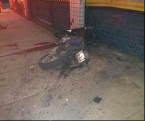 Soldado morre ao colidir contra poste em Timon.(Imagem:Portalr10)