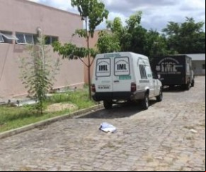 Corretor de veículos é executado com 6 tiros no peito na capital.(Imagem:florianonews.piauiconectado.com)